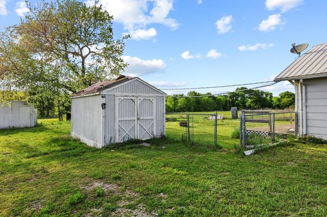 2092 County Road 5010, Blue Ridge, TX 75424