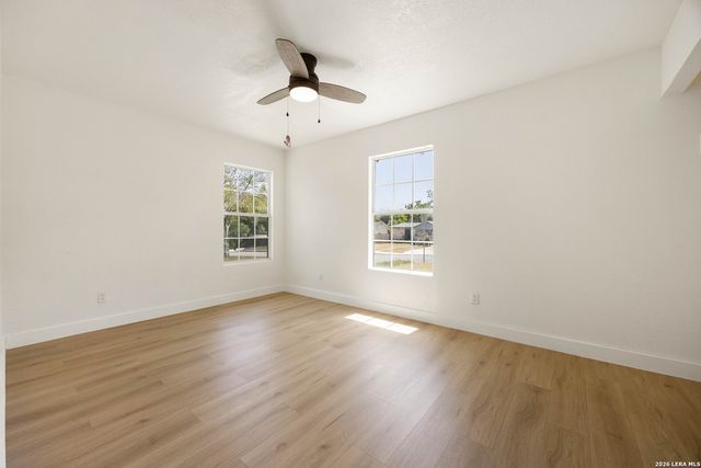 135 TRUDELL DR, San Antonio, TX 78213