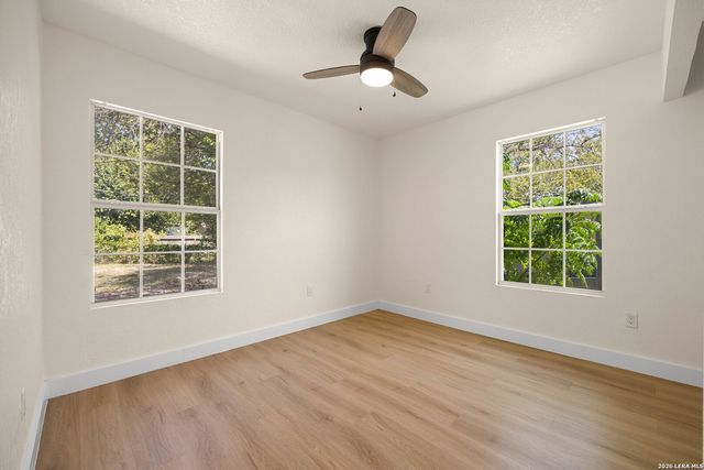 135 TRUDELL DR, San Antonio, TX 78213