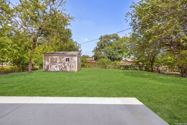 135 TRUDELL DR, San Antonio, TX 78213