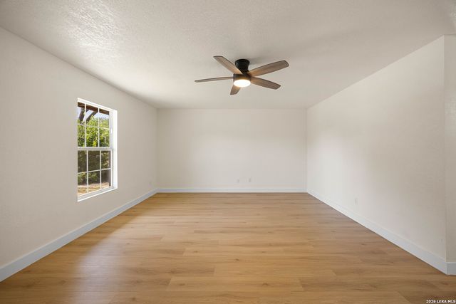 135 TRUDELL DR, San Antonio, TX 78213