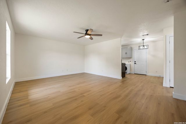135 TRUDELL DR, San Antonio, TX 78213