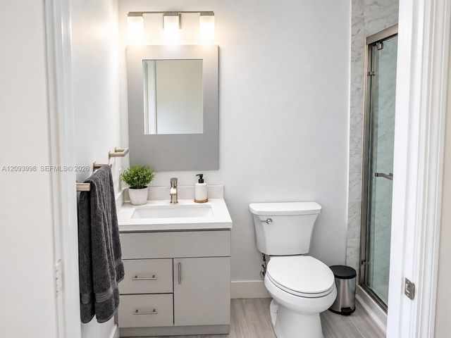 60 SW 13th Street 2409, Miami, FL 33130