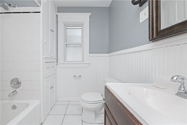 90 Avondale Park, Rochester, NY 14620