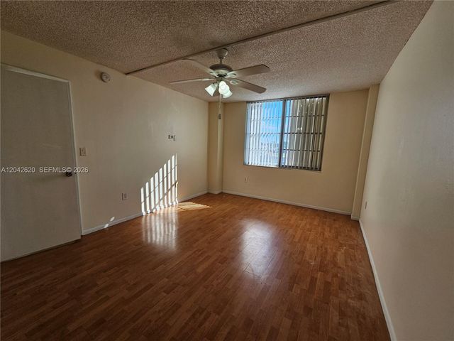 15600 NW 7th Avenue 704, Miami, FL 33169