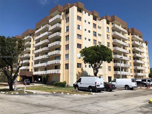 15600 NW 7th Avenue 704, Miami, FL 33169