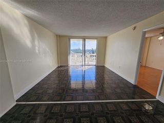 15600 NW 7th Avenue 704, Miami, FL 33169