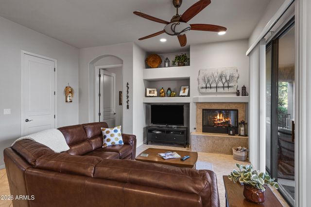 16540 E EL LAGO Boulevard 15, Fountain Hills, AZ 85268