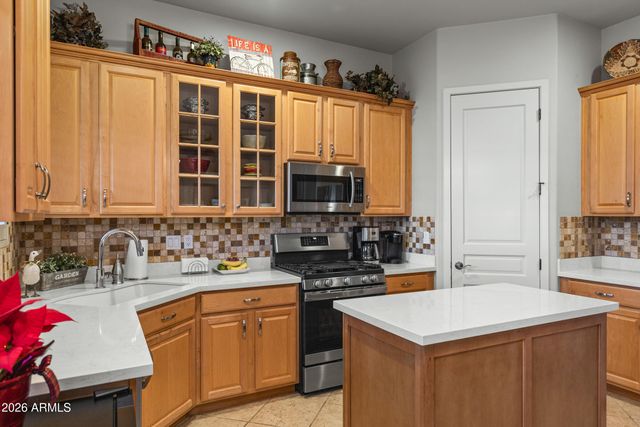 16540 E EL LAGO Boulevard 15, Fountain Hills, AZ 85268