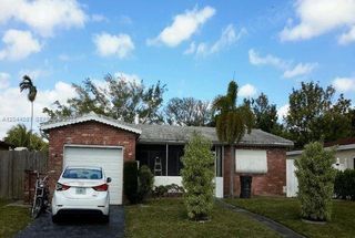 4721 NW 41st Pl, Lauderdale Lakes, FL 33319