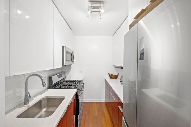 310 LEXINGTON Avenue 10FG, New York City, NY 10016