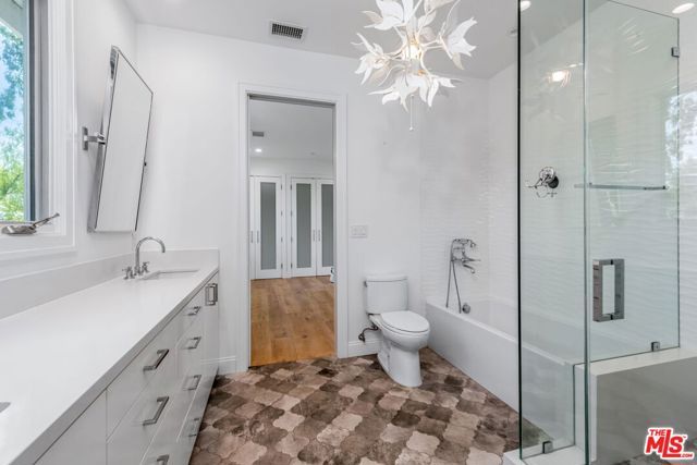 19621 Wells Drive, Tarzana (los Angeles), CA 91356