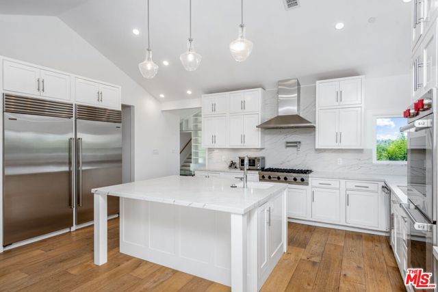 19621 Wells Drive, Tarzana (los Angeles), CA 91356