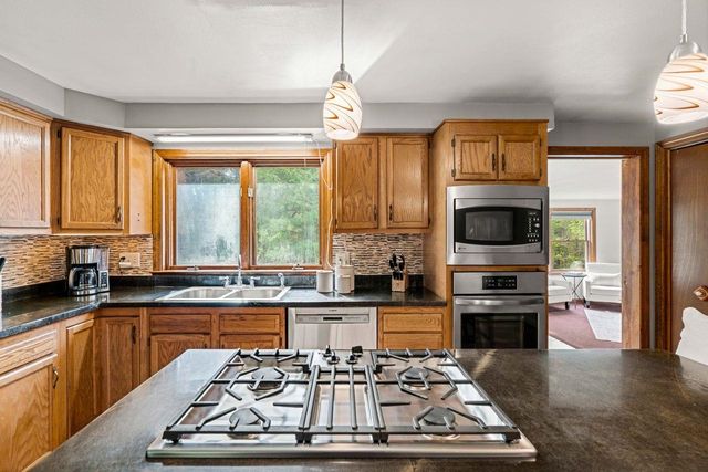5 Ben Farnsworth Road, Brookline, NH 03033