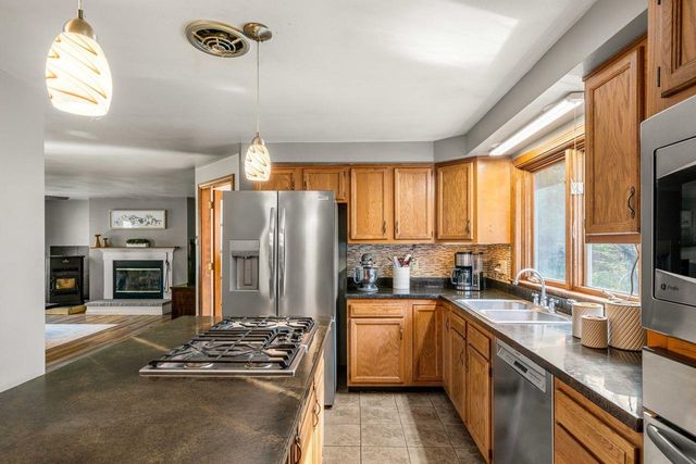 5 Ben Farnsworth Road, Brookline, NH 03033
