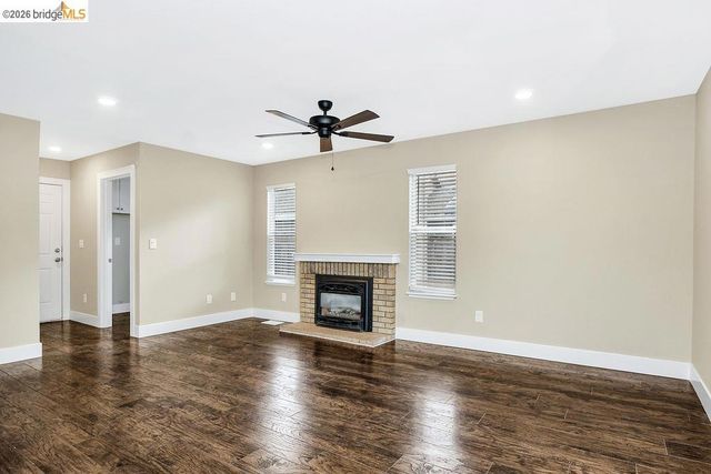 5041 Claremont Ct, Oakley, CA 94561