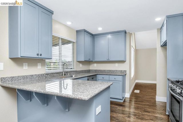 5041 Claremont Ct, Oakley, CA 94561