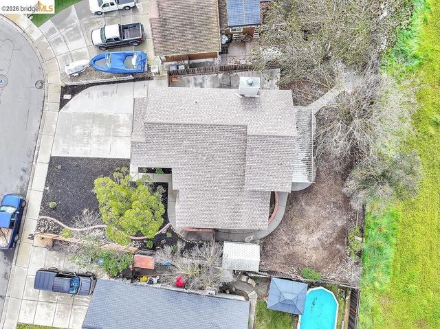 5041 Claremont Ct, Oakley, CA 94561