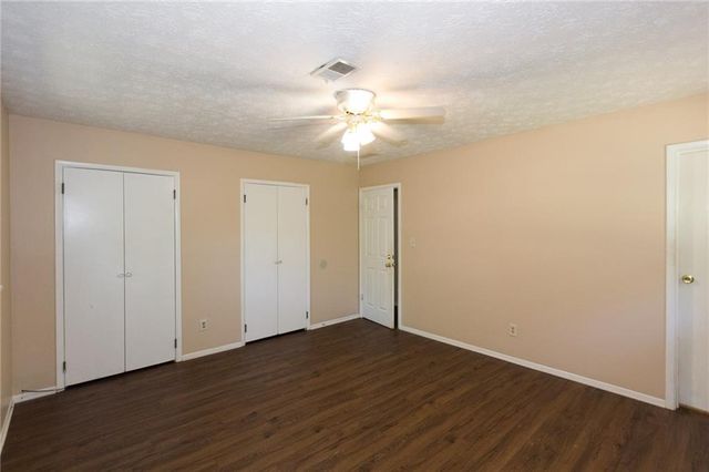 3720 Sunny Hill Drive, Loganville, GA 30052