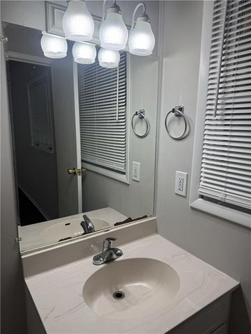 3720 Sunny Hill Drive, Loganville, GA 30052