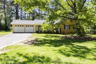 3720 Sunny Hill Drive, Loganville, GA 30052