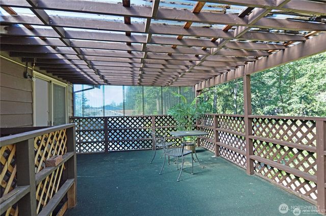 15425 25th Avenue E, Tacoma, WA 98445