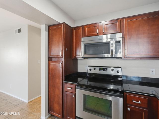 10055 E Mountainview Lake Drive 1026, Scottsdale, AZ 85258