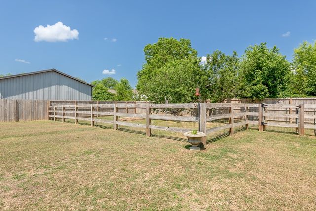 118 Huntington Dr, Headland, AL 36345