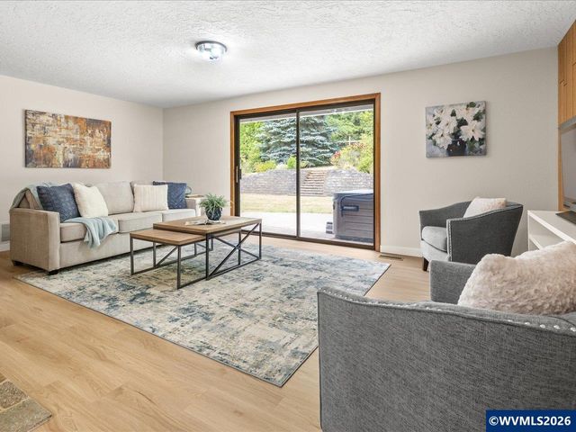 115 NW Harmony Ln, Corvallis, OR 97330