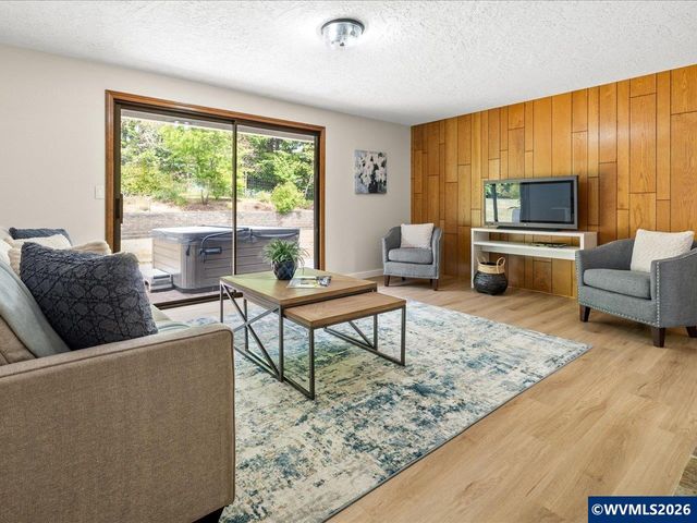 115 NW Harmony Ln, Corvallis, OR 97330