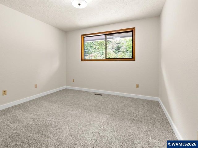 115 NW Harmony Ln, Corvallis, OR 97330