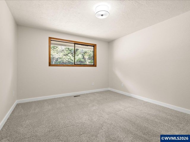 115 NW Harmony Ln, Corvallis, OR 97330