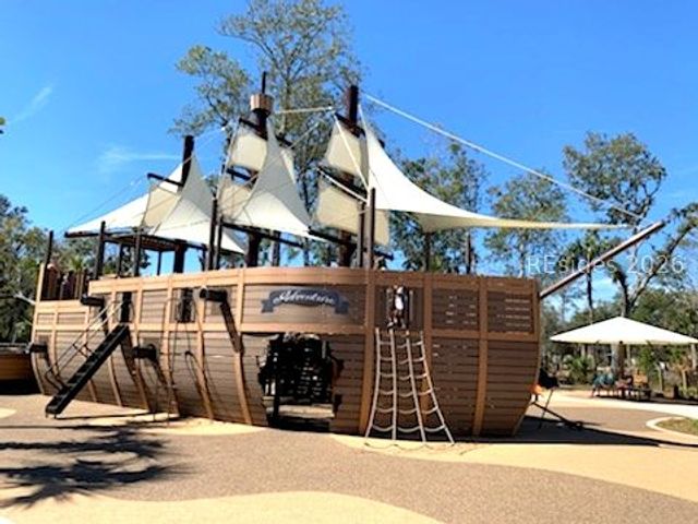 23 S Forest Beach Dr Apt 175, Hilton Head Island, SC 29928