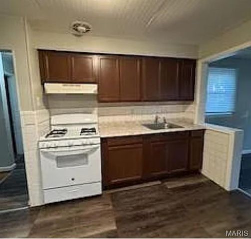 10130 Newbold Drive, Bellefontaine Nghbrs, MO 63137