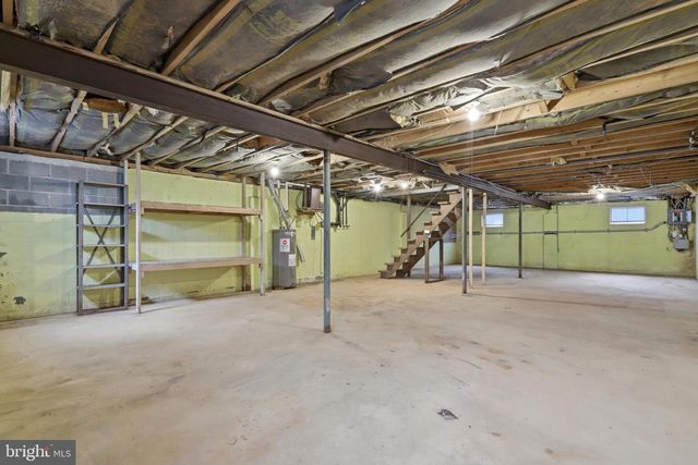 10 ALBERTS AVE, Sicklerville, NJ 08081