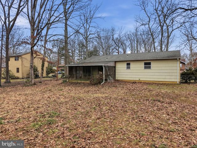 10 ALBERTS AVE, Sicklerville, NJ 08081