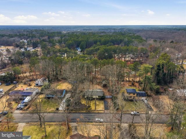 10 ALBERTS AVE, Sicklerville, NJ 08081