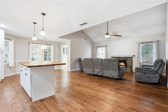 15 Beaverdam Lane, Covington, GA 30016