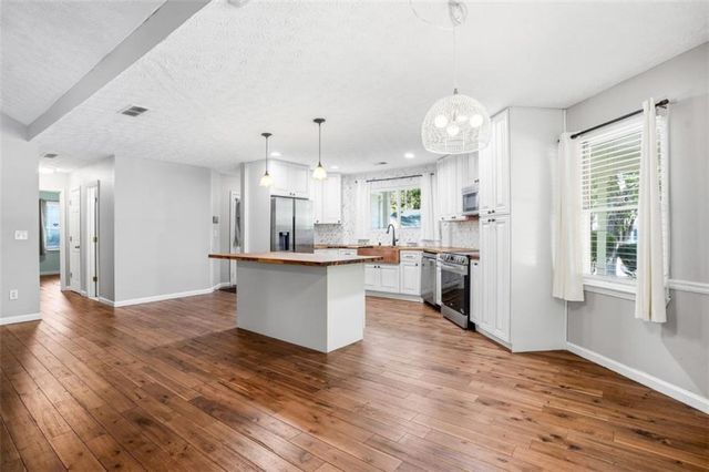 15 Beaverdam Lane, Covington, GA 30016