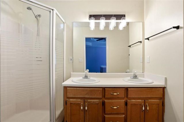 15 Beaverdam Lane, Covington, GA 30016