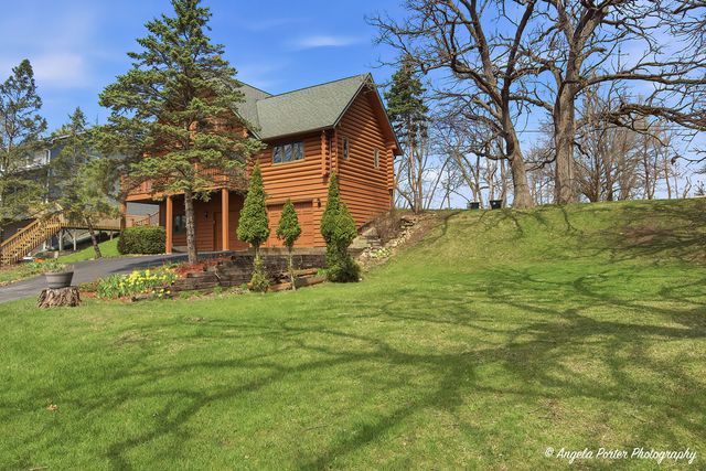 23278 W Lake Shore Drive, Antioch, IL 60002