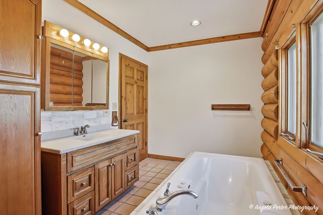 23278 W Lake Shore Drive, Antioch, IL 60002