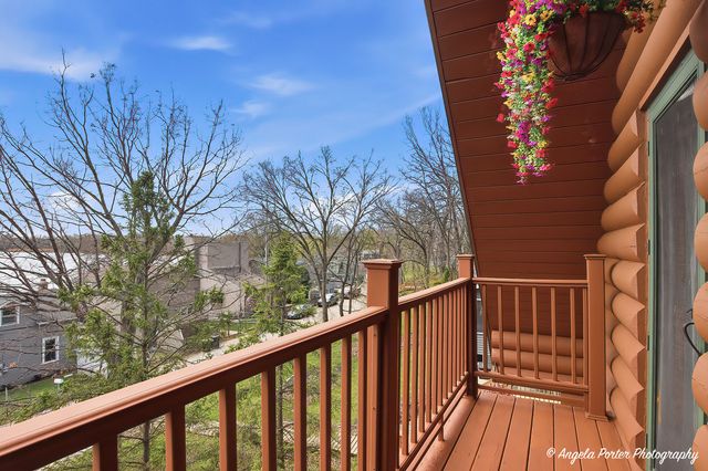 23278 W Lake Shore Drive, Antioch, IL 60002