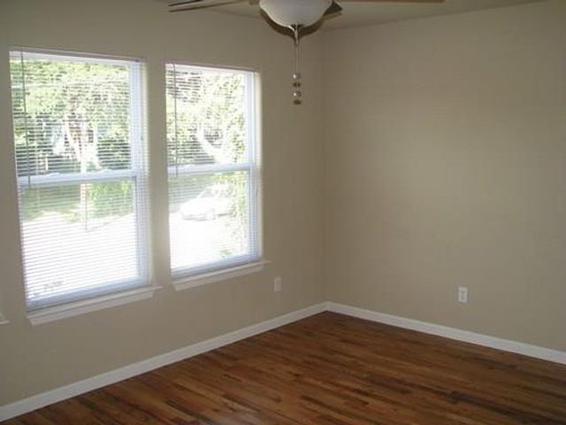 907 W 30th ST B, Austin, TX 78705