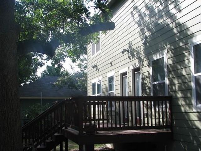 907 W 30th ST B, Austin, TX 78705