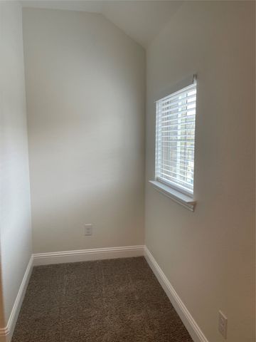 124 Peach Orchard Lane, Euless, TX 76040