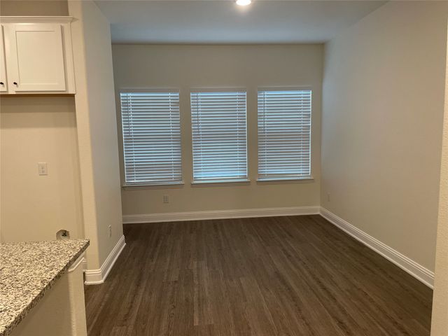 124 Peach Orchard Lane, Euless, TX 76040