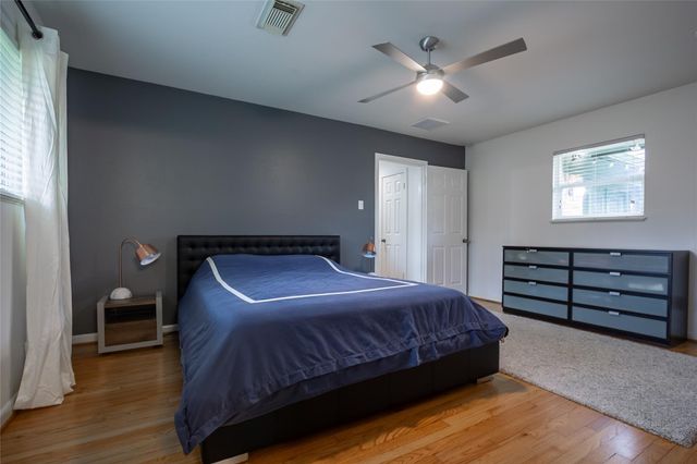 1230 Wisterwood Drive, Houston, TX 77043