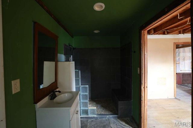 6772 Point Court, Ste Genevieve, MO 63670