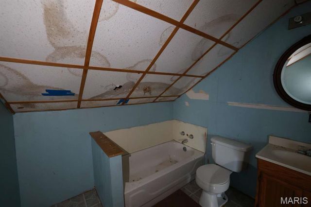 6772 Point Court, Ste Genevieve, MO 63670